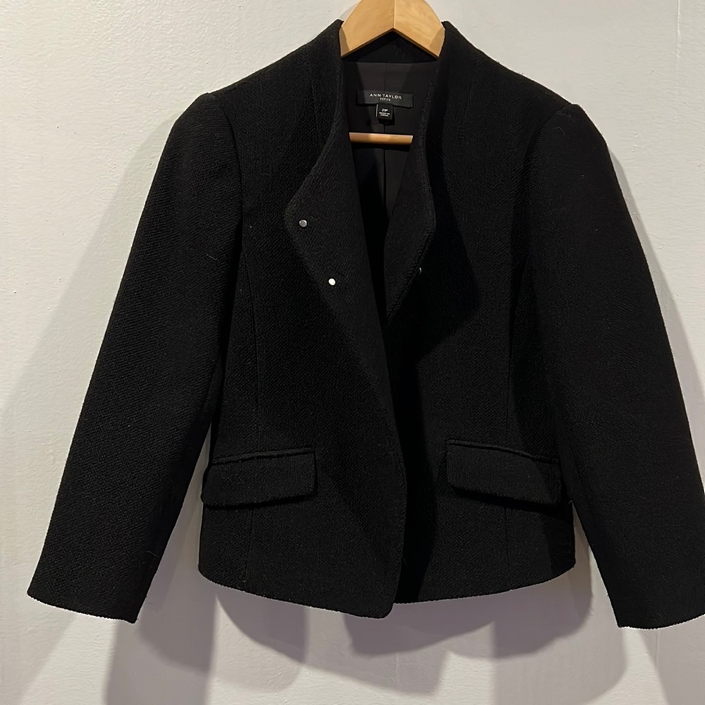 Ann Taylor black black blazer